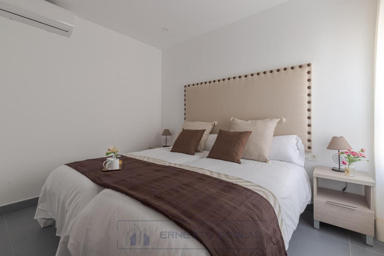 Apartament Living4Malaga Juan De Austria Zewnętrze zdjęcie